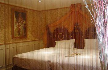 La Garfield Hotel 4*